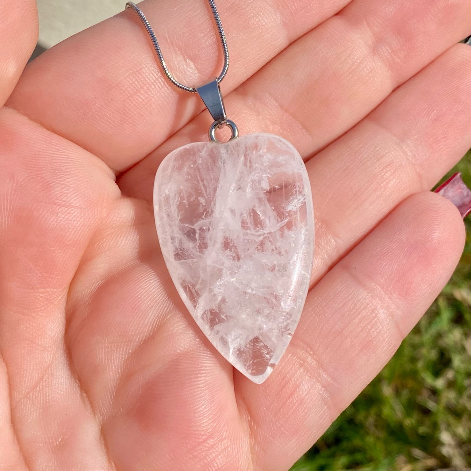 Collier pendentif cœur Cristal de Roche - Clarté & Pureté – Image 6