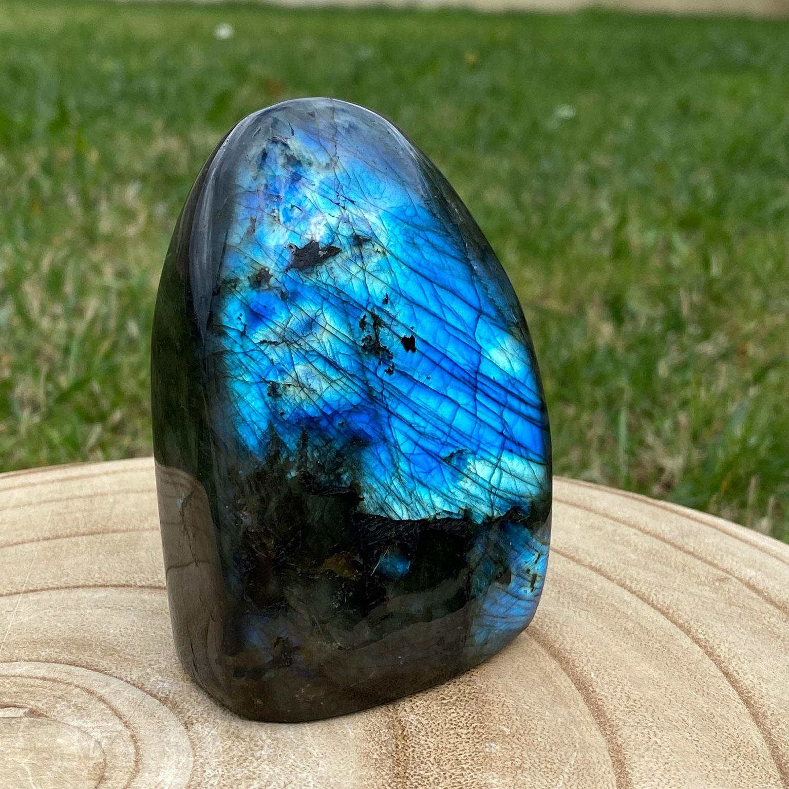 Bloc de labradorite polie - reflets bleu – Image 2