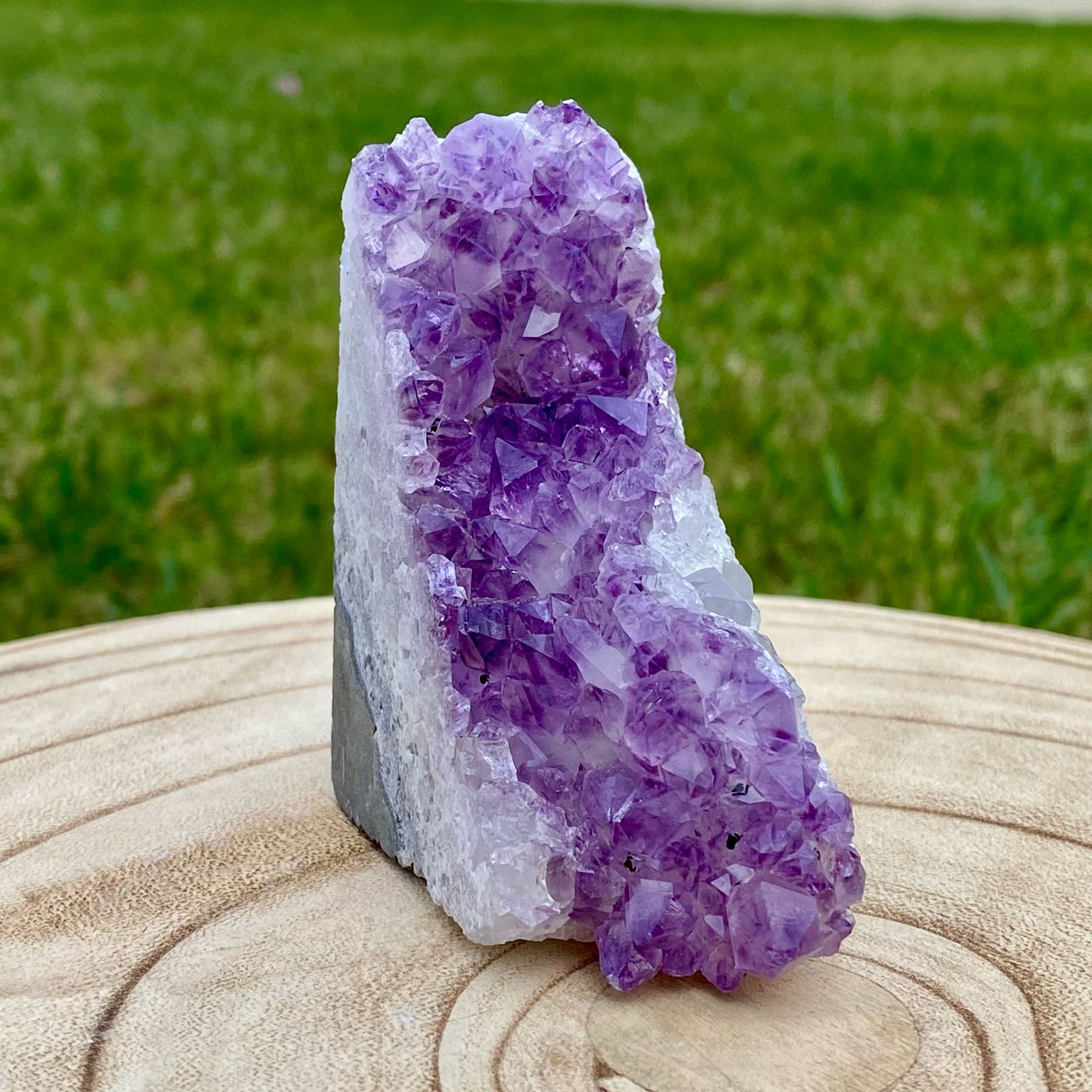 Druse d’améthyste violette naturelle du Brésil – décoration zen et apaisante – Les Merveilles by Pauline