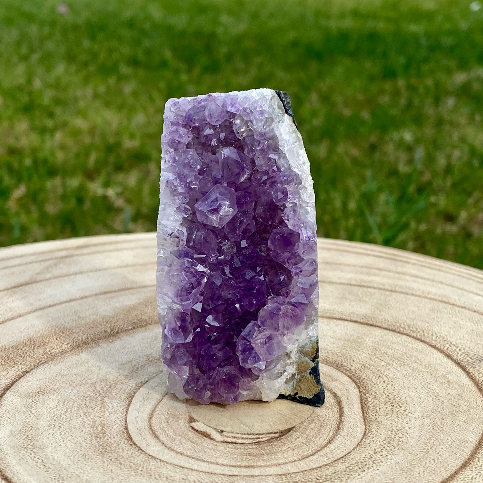 Druse d’améthyste violette naturelle du Brésil – décoration zen et apaisante – Les Merveilles by Pauline