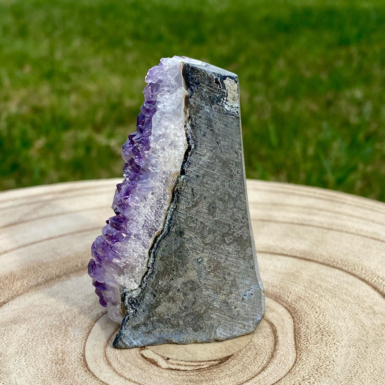 Druse d’améthyste violette naturelle du Brésil – décoration zen et apaisante – Les Merveilles by Pauline