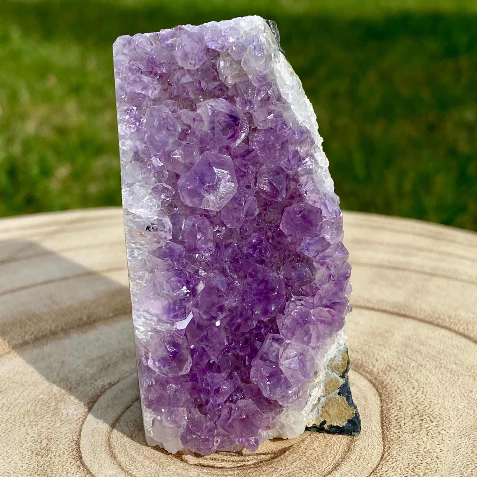 Druse d’améthyste violette naturelle du Brésil – décoration zen et apaisante – Les Merveilles by Pauline