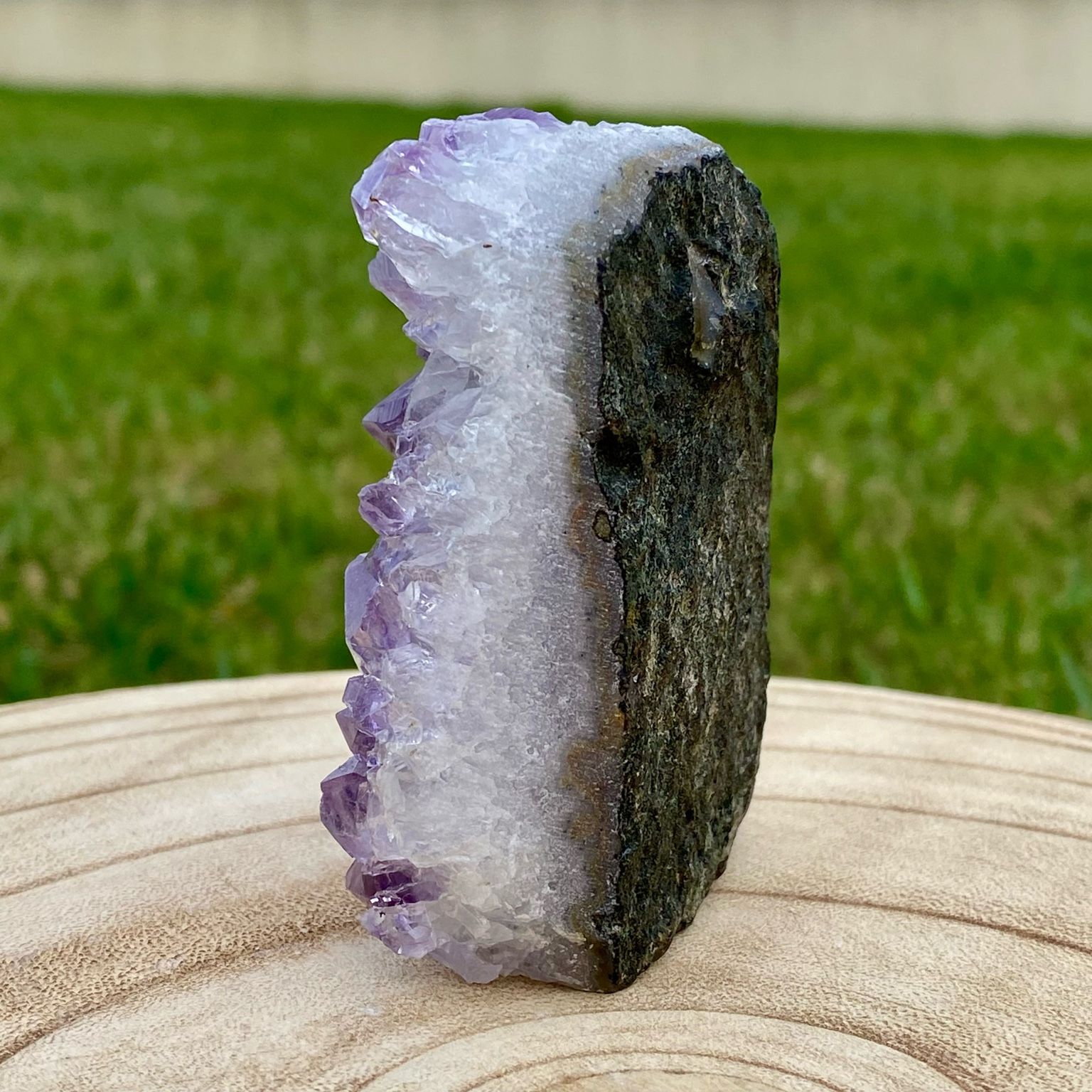 Druse d’améthyste violette naturelle du Brésil – décoration zen et apaisante – Les Merveilles by Pauline