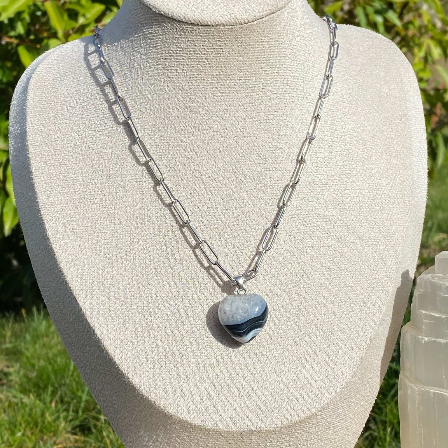 Collier pendentif cœur Agate noire - Calme & Ancrage – Image 5