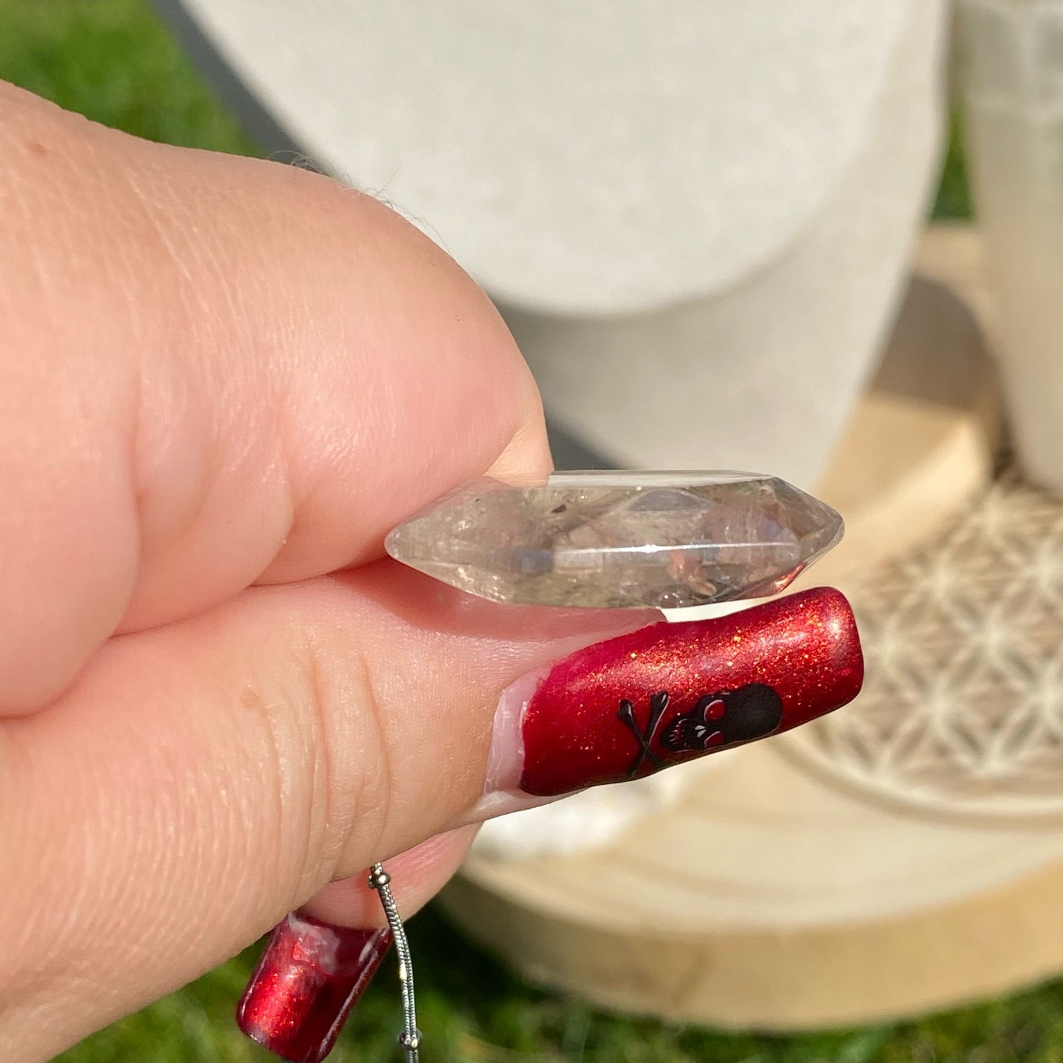 Collier pendentif quartz fumé taillé en forme de sceau de Salomon, symbole spirituel sur chaîne argentée Les Merveilles by Pauline.