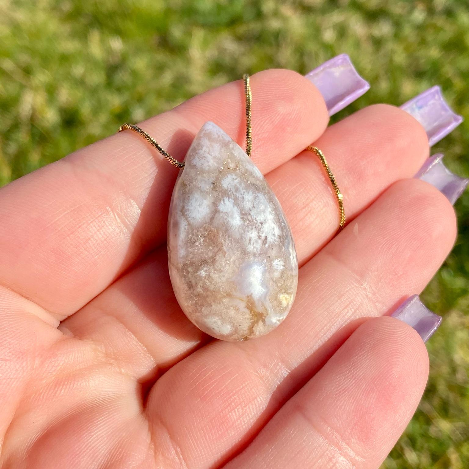 Agate fleurs de cerisier pendentif bijou acier